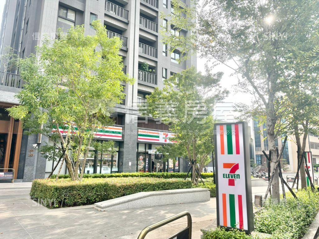 買代大慶樓中樓雙車位房屋室內格局與周邊環境