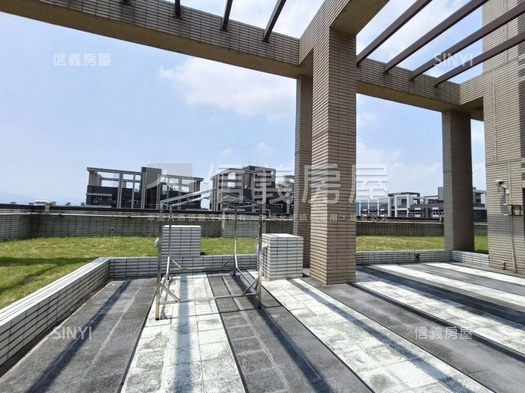 威尼斯景觀三房車位房屋室內格局與周邊環境