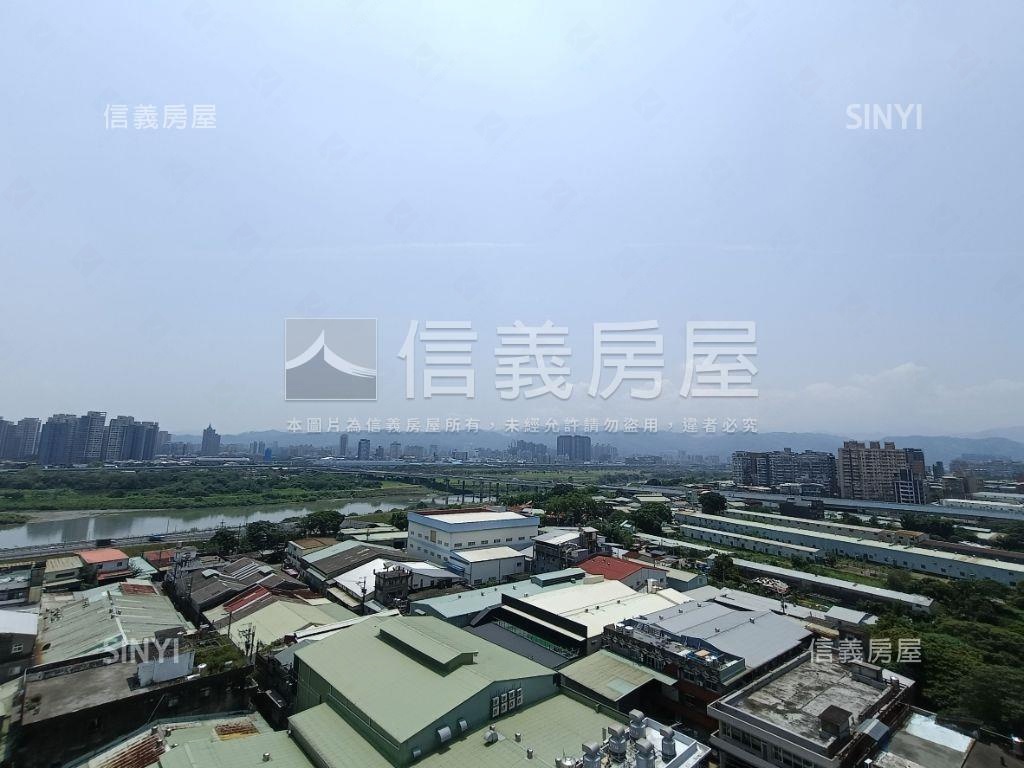 威尼斯景觀三房車位房屋室內格局與周邊環境
