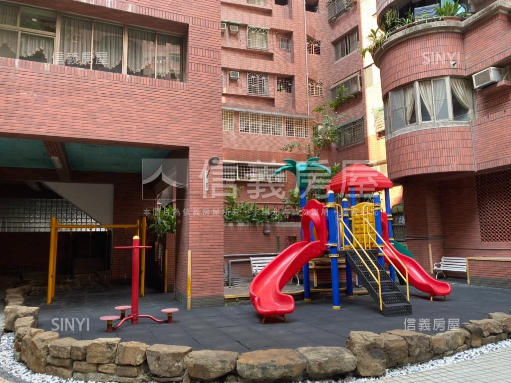 鼎宇高樓景觀三房平車房屋室內格局與周邊環境