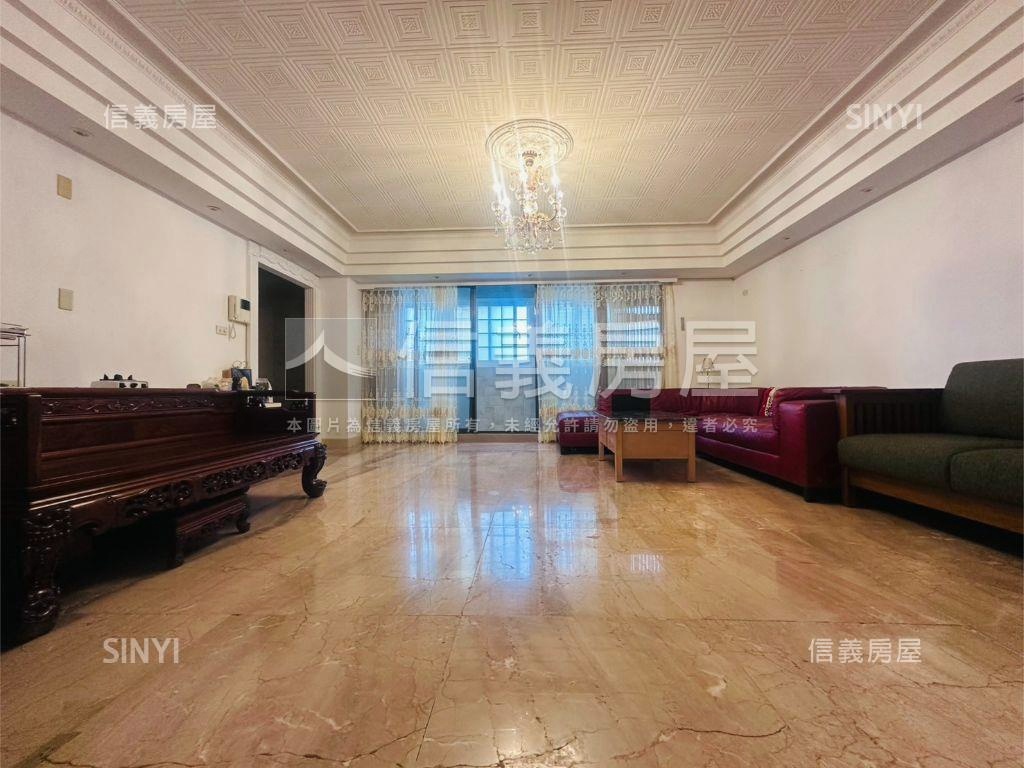 天母清幽綠景電梯三房房屋室內格局與周邊環境