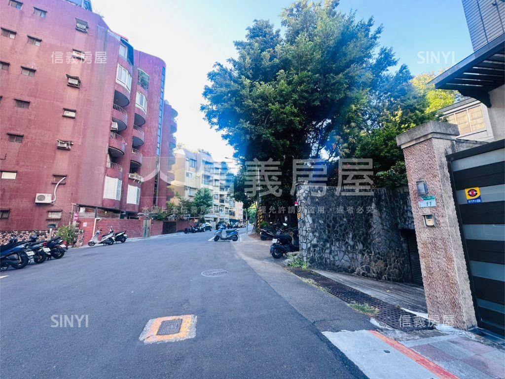 天母清幽綠景電梯三房房屋室內格局與周邊環境