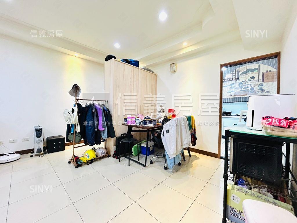 內湖捷運－巴黎方居房屋室內格局與周邊環境