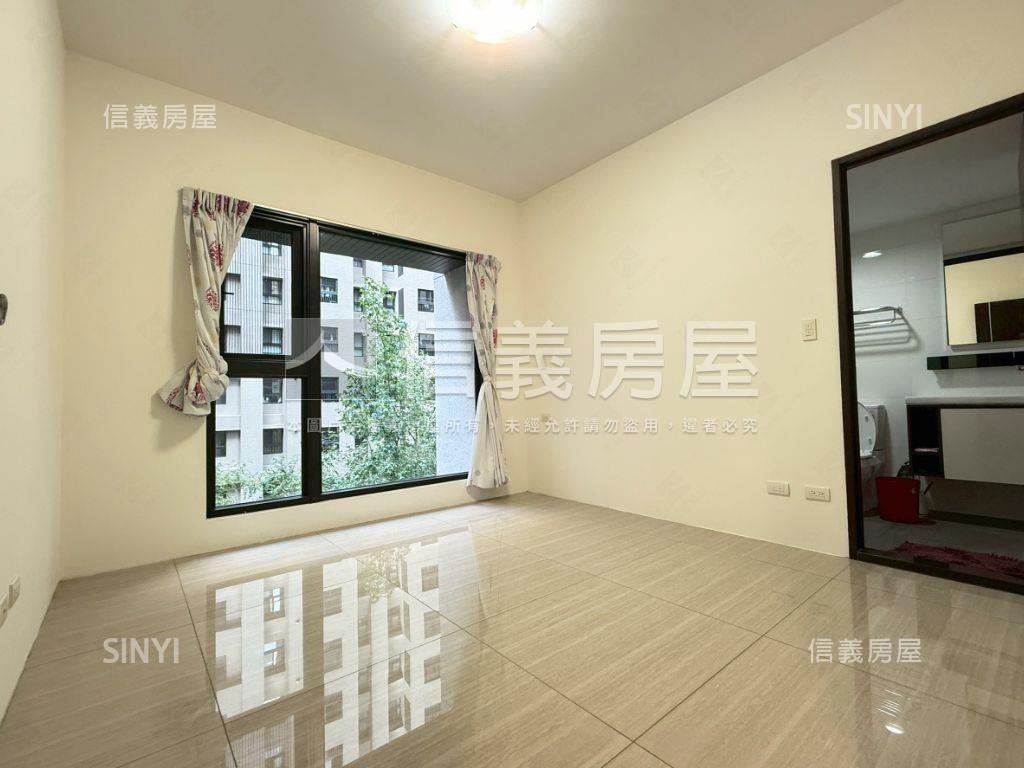 專任鉅虹曙光之旅三房平車房屋室內格局與周邊環境