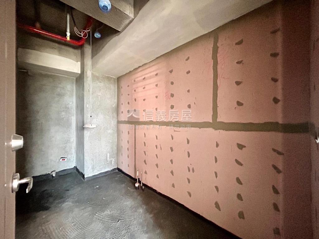 富宇擎天高樓視野無棟距房屋室內格局與周邊環境