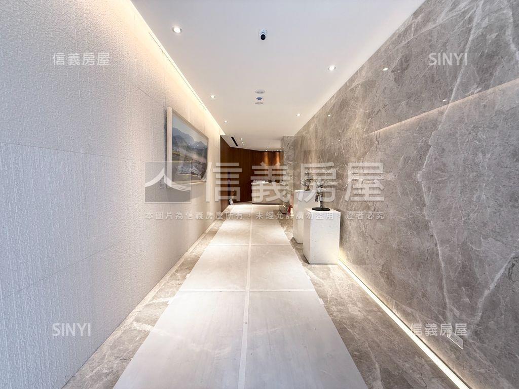 朗朗台大⭐三角窗金店面房屋室內格局與周邊環境