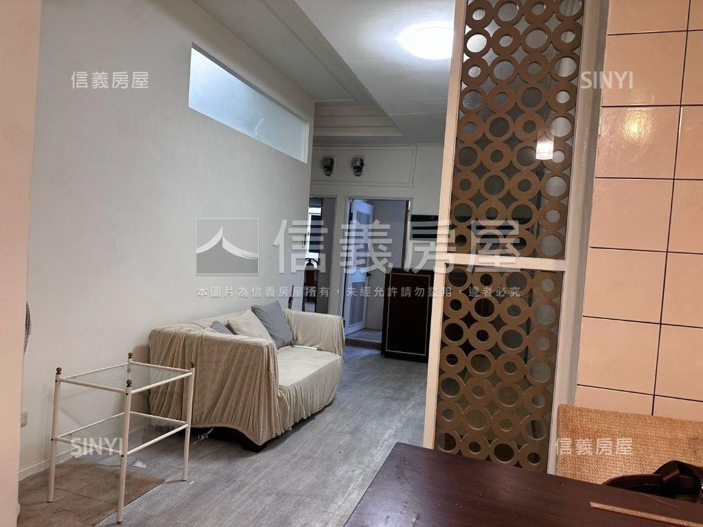 正板新路近捷運三房房屋室內格局與周邊環境