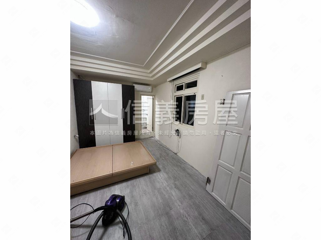 正板新路近捷運三房房屋室內格局與周邊環境