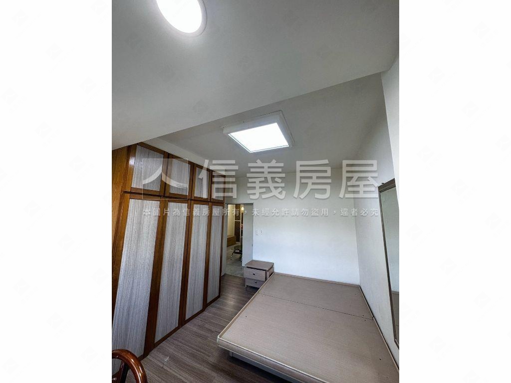正板新路近捷運三房房屋室內格局與周邊環境