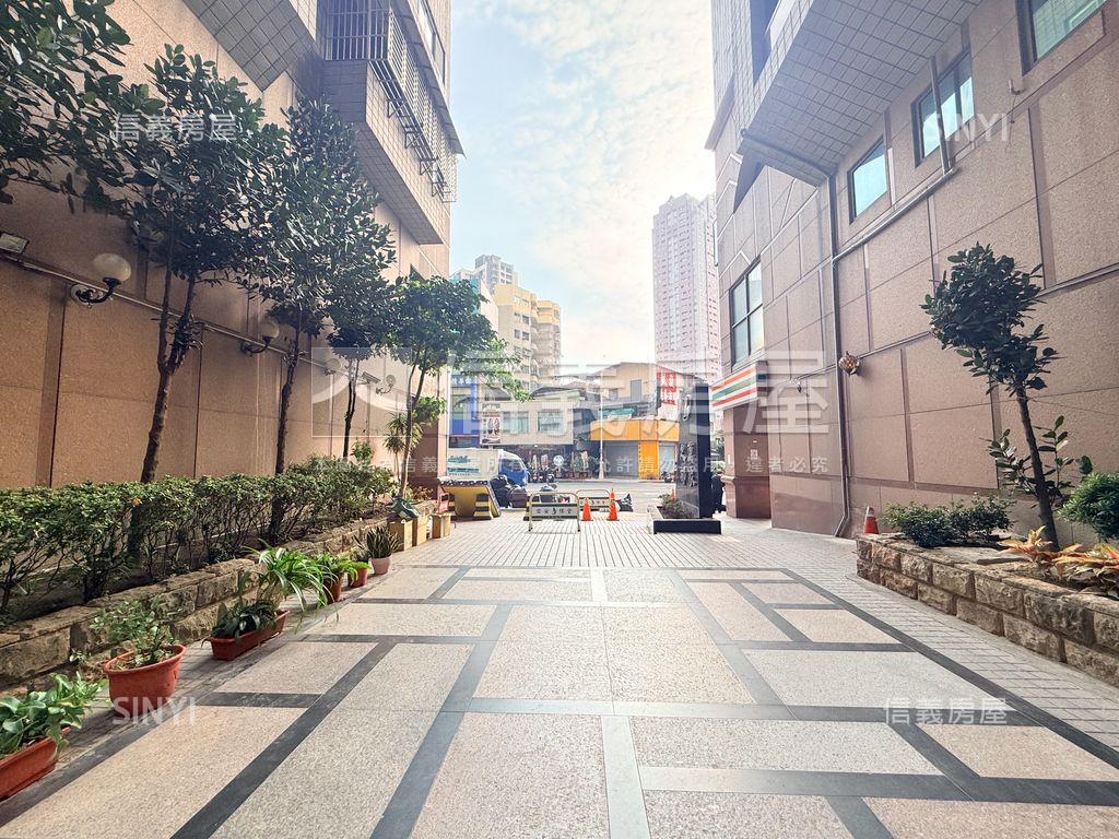 小資成家２面採光高樓美宅房屋室內格局與周邊環境