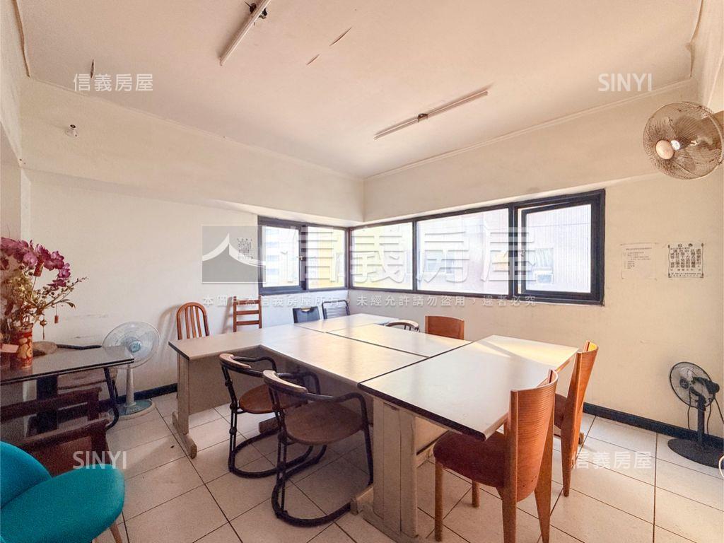 小資成家２面採光高樓美宅房屋室內格局與周邊環境