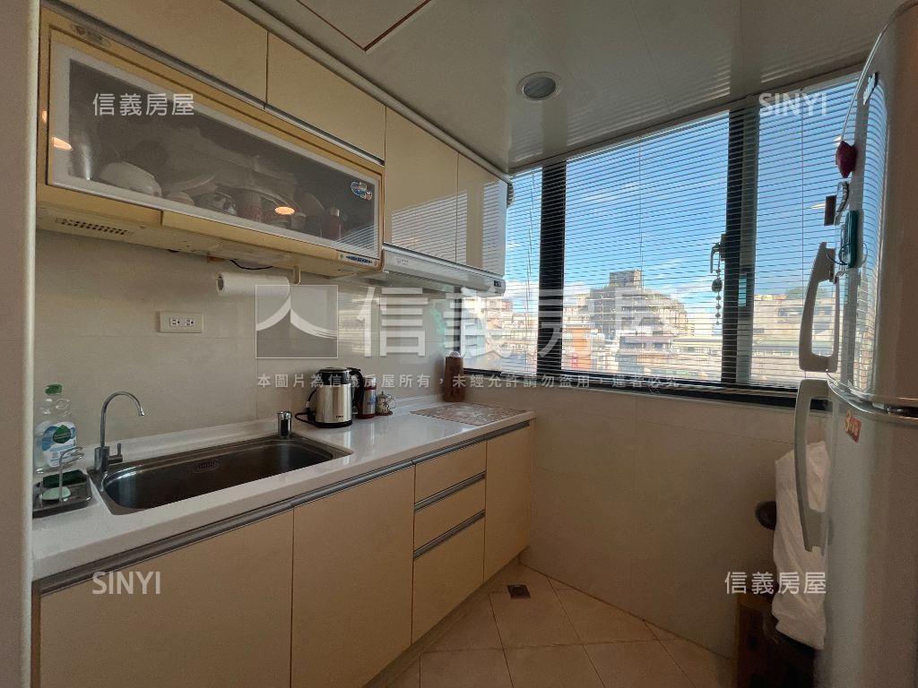 中正區美麗電梯房屋室內格局與周邊環境