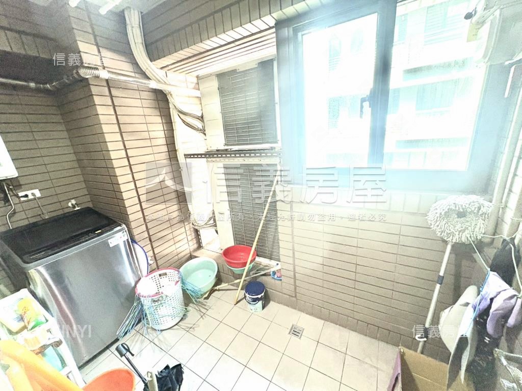 上和苑格局美大三房車位房屋室內格局與周邊環境