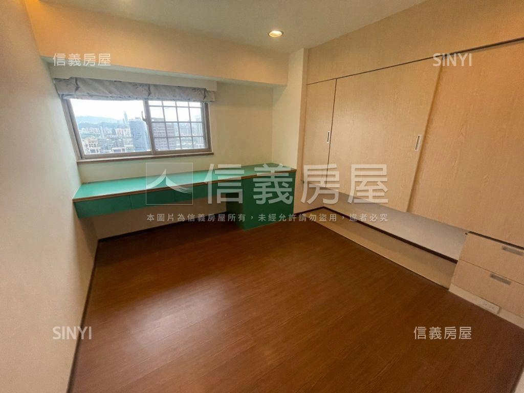 中央新村高樓美景房屋室內格局與周邊環境