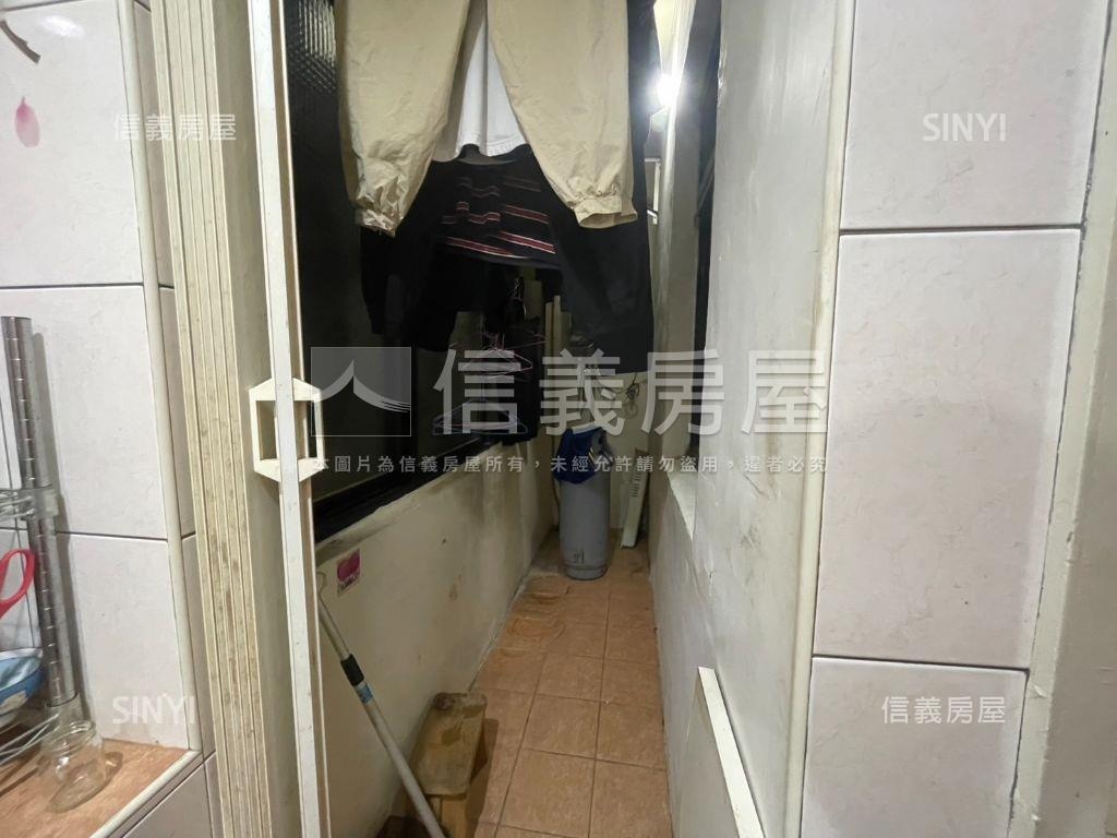 中誠街三樓公寓房屋室內格局與周邊環境