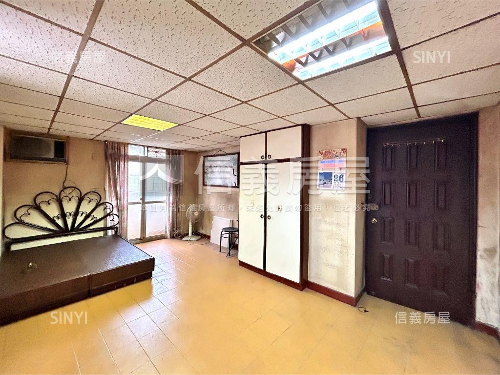 成都邊間採光後棟安靜大廈房屋室內格局與周邊環境