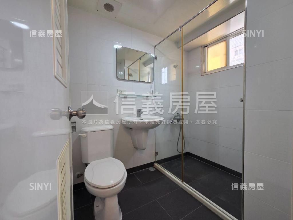 陽明面公園邊間大三房房屋室內格局與周邊環境