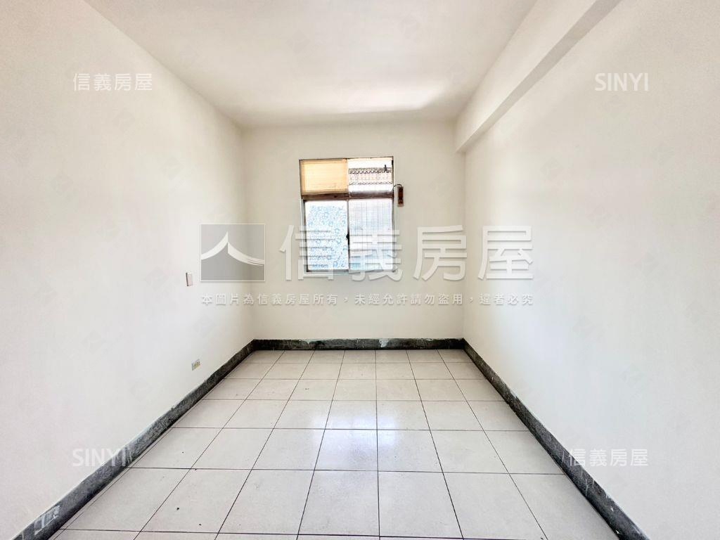 近遠東通訊園區明亮三樓房屋室內格局與周邊環境