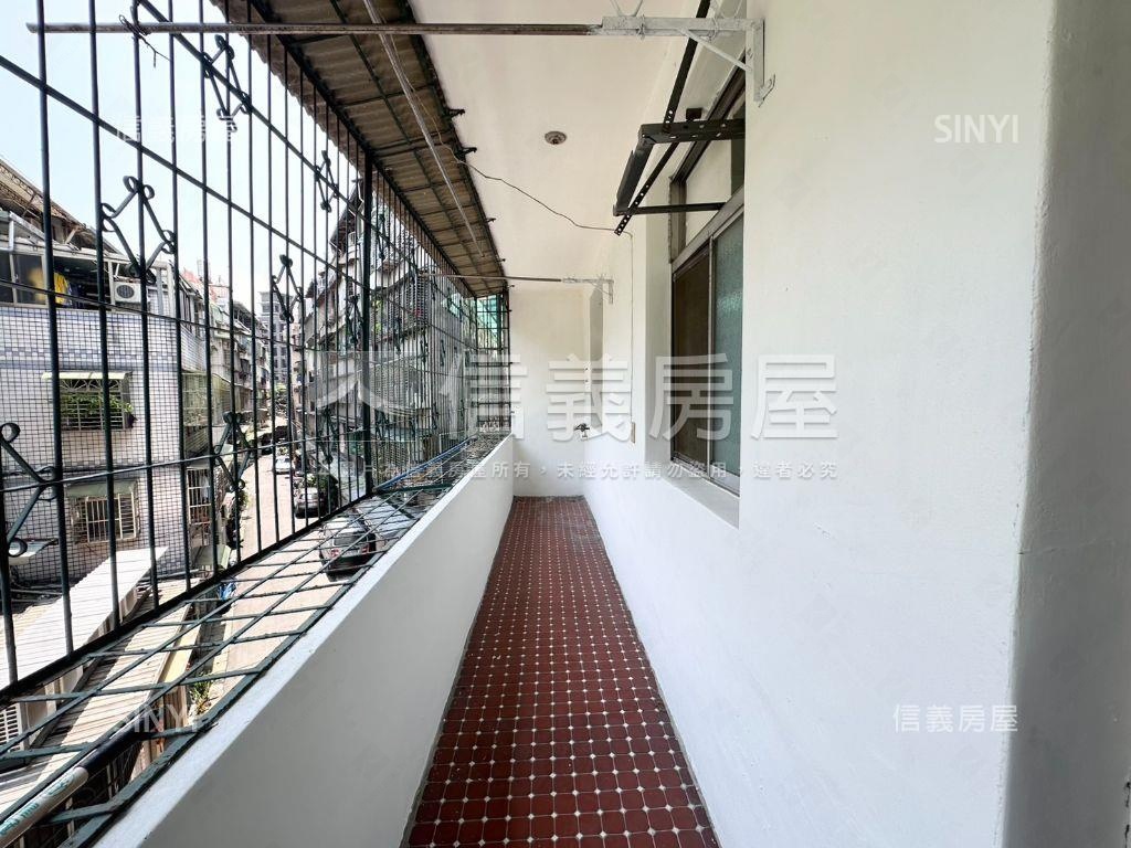 近遠東通訊園區明亮三樓房屋室內格局與周邊環境