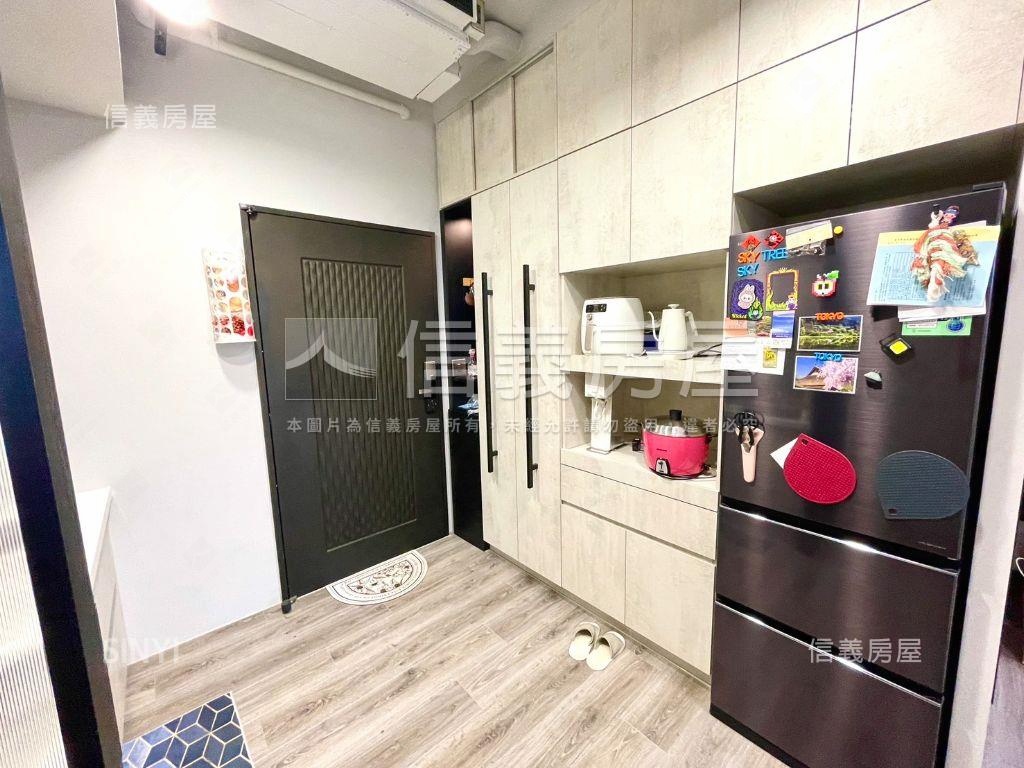 興大康橋兩房高樓平車房屋室內格局與周邊環境