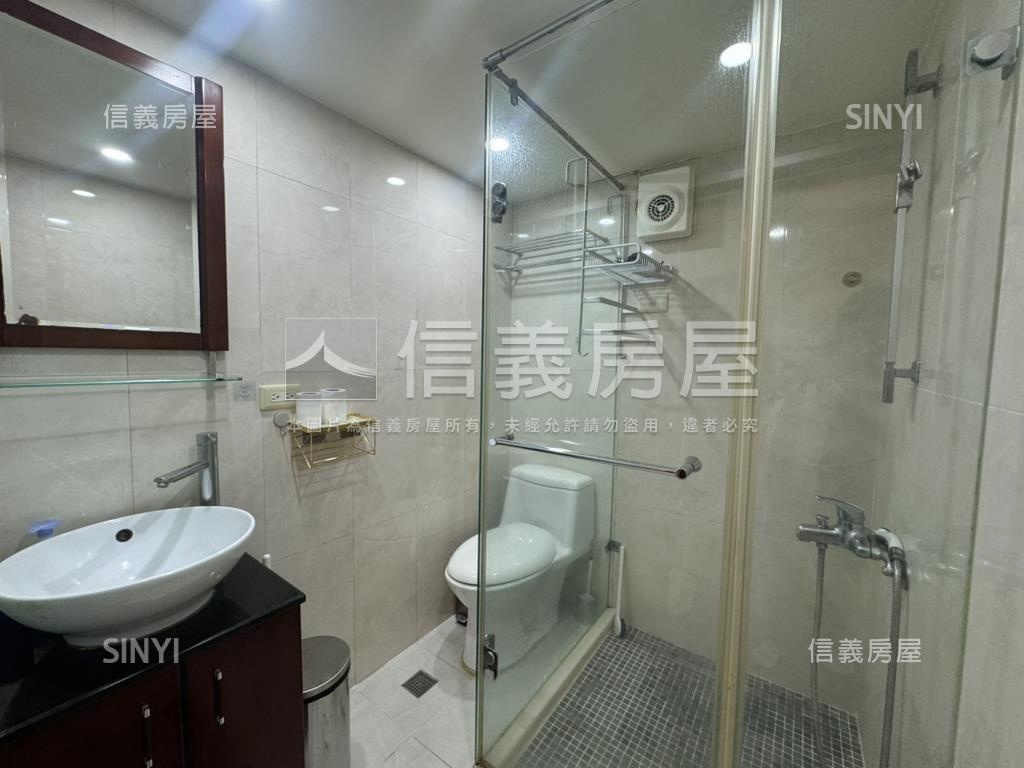 逸仙悅榕邊間高樓看１０１房屋室內格局與周邊環境