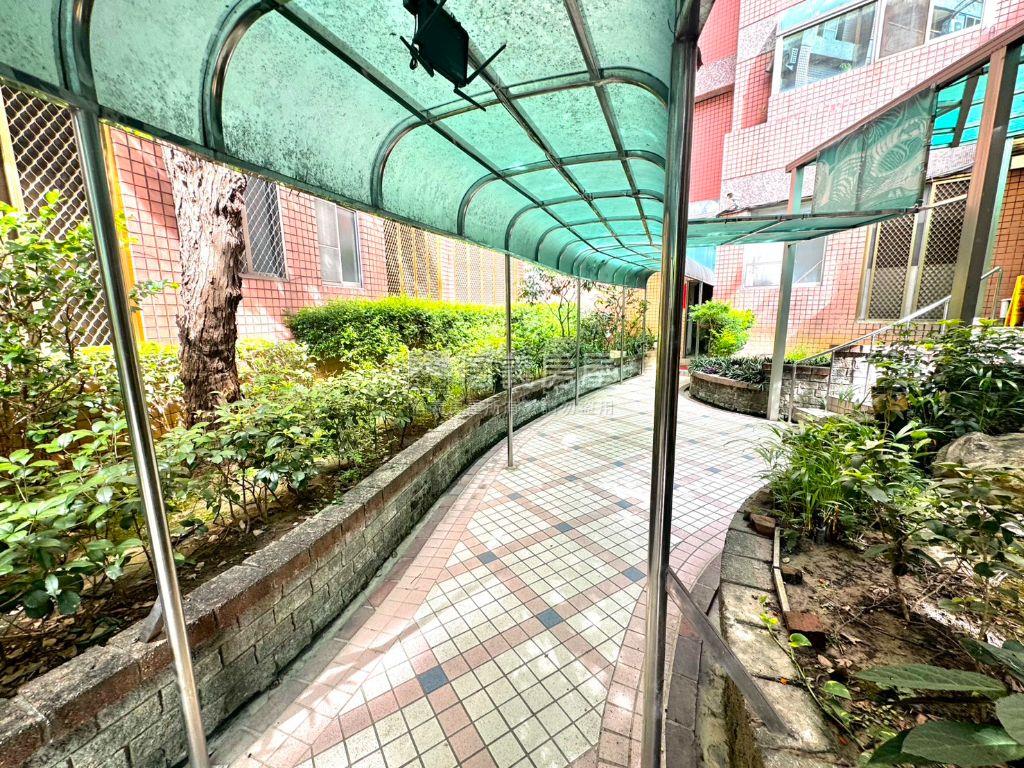 近櫻花捷運站優質套房房屋室內格局與周邊環境