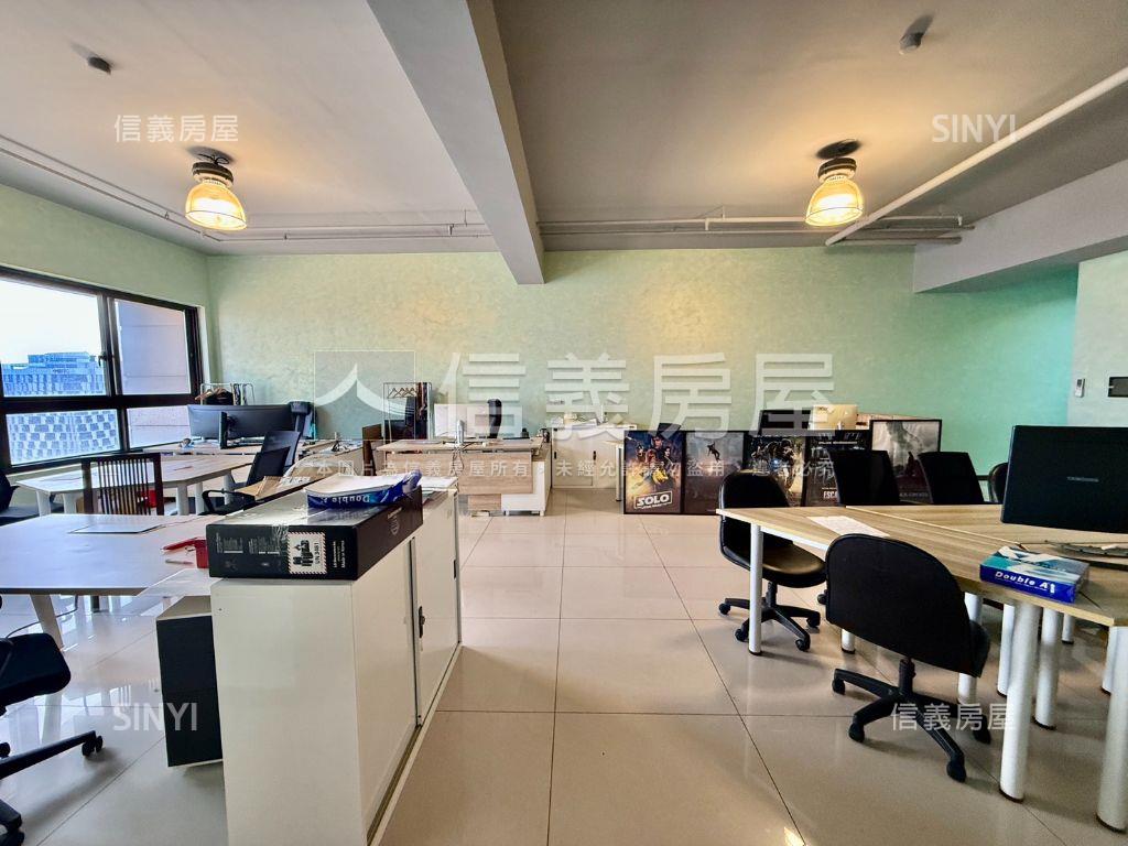 國際金融雙星高樓商辦房屋室內格局與周邊環境