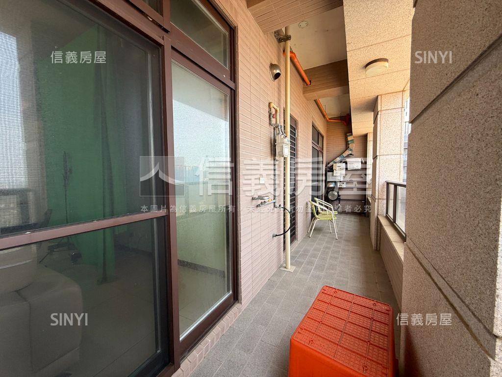 國際金融雙星高樓商辦房屋室內格局與周邊環境