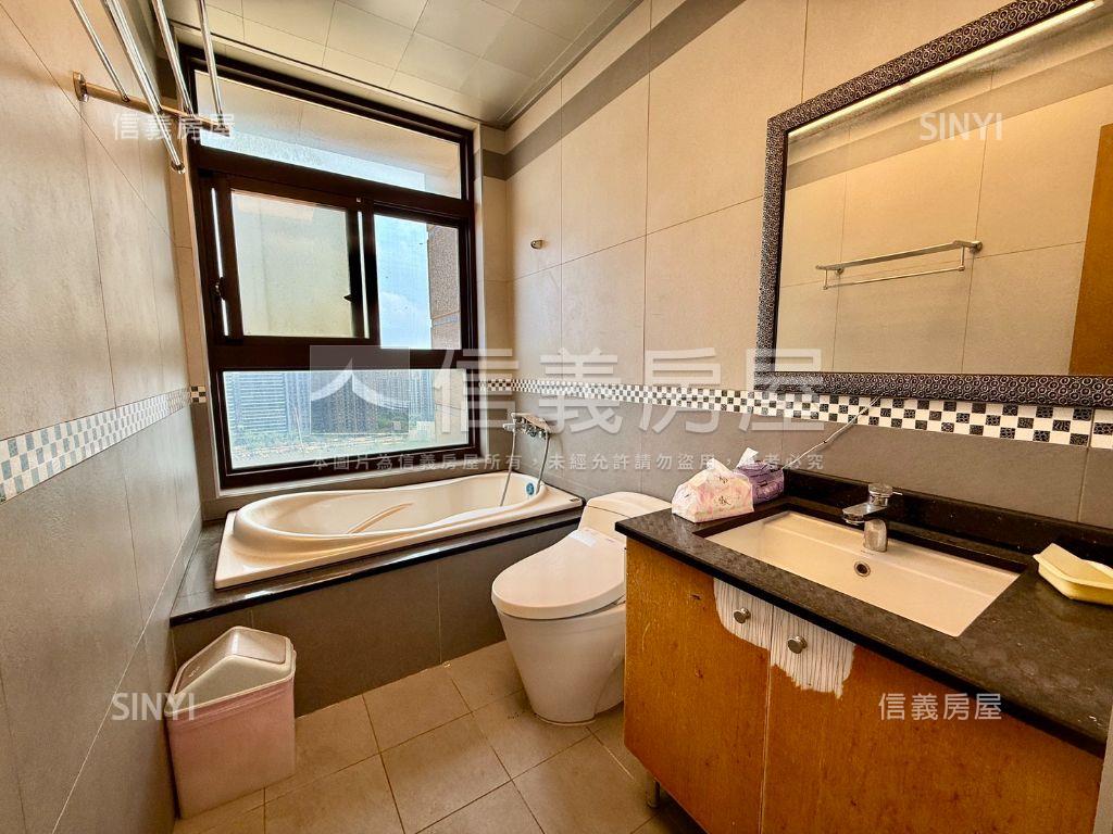 國際金融雙星高樓商辦房屋室內格局與周邊環境