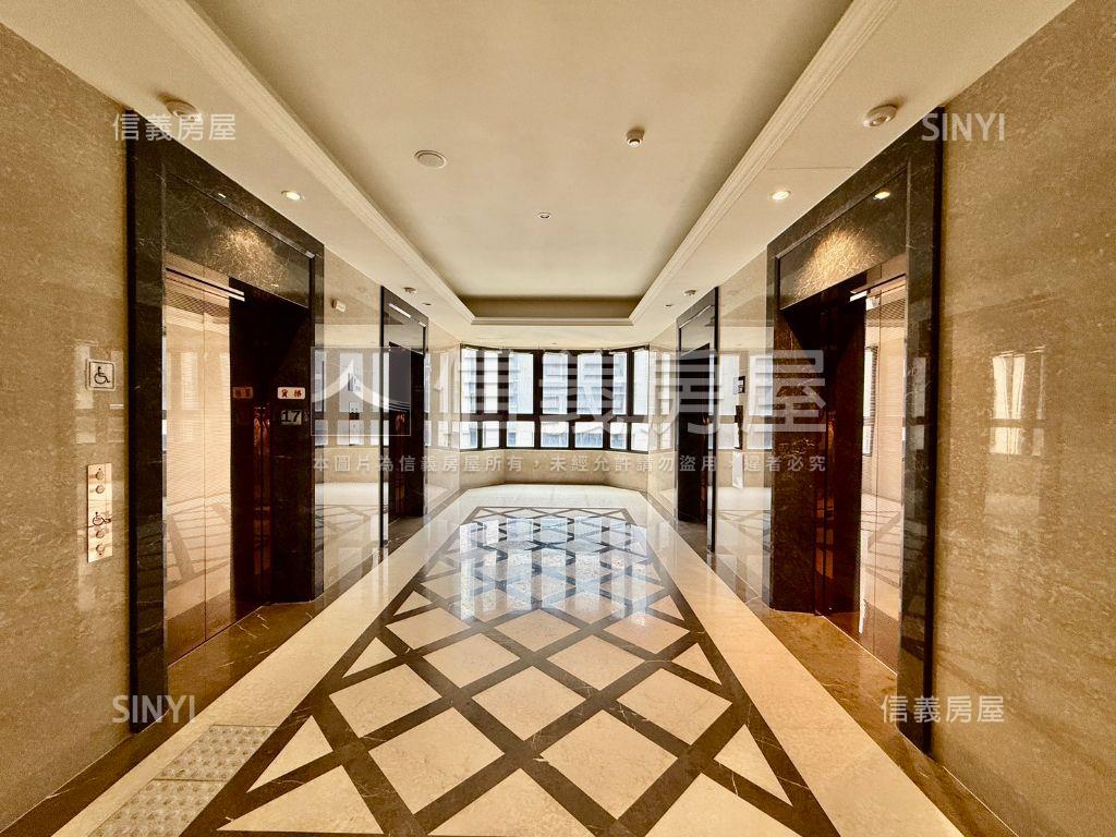 國際金融雙星高樓商辦房屋室內格局與周邊環境