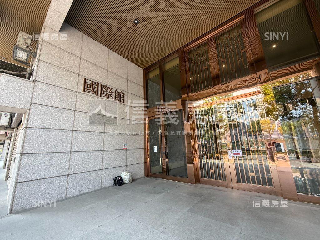 國際金融雙星高樓商辦房屋室內格局與周邊環境