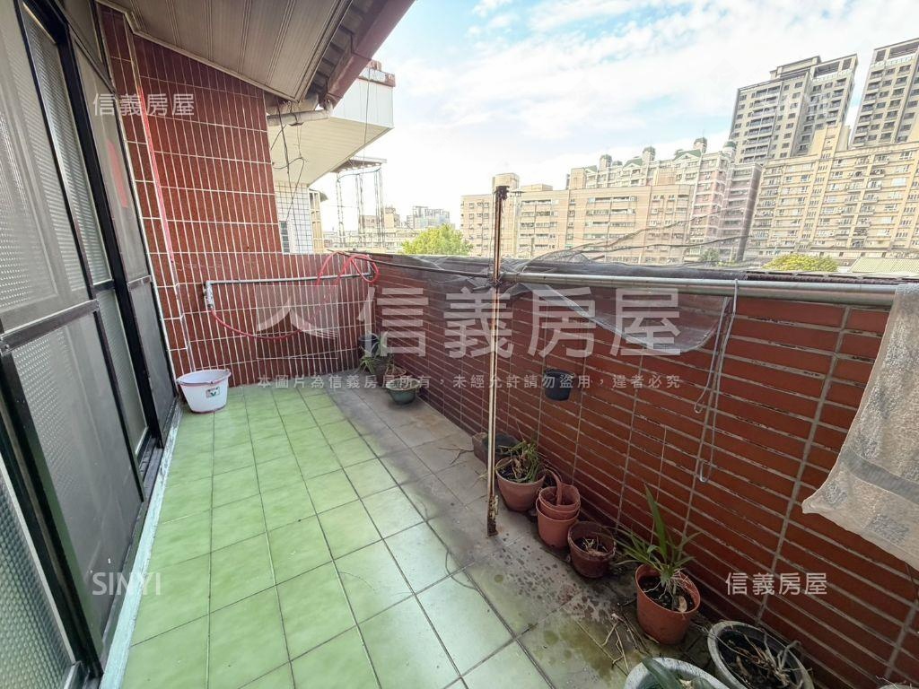 新！大里好讚的透天房屋室內格局與周邊環境