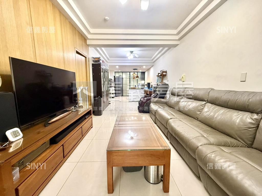 精美裝潢萬大頂加大空間房屋室內格局與周邊環境