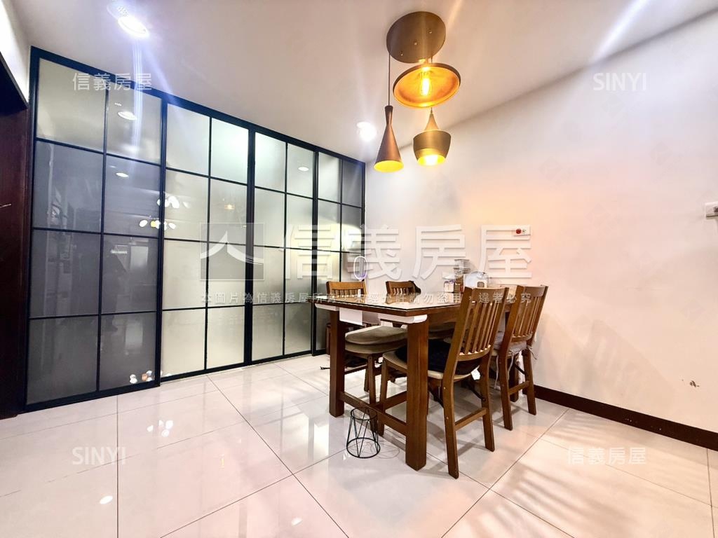 精美裝潢萬大頂加大空間房屋室內格局與周邊環境