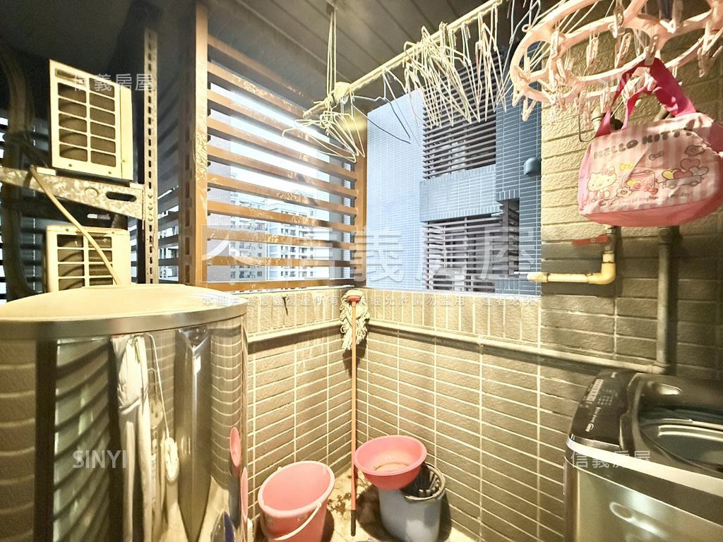 竹風質感景觀三房車位房屋室內格局與周邊環境