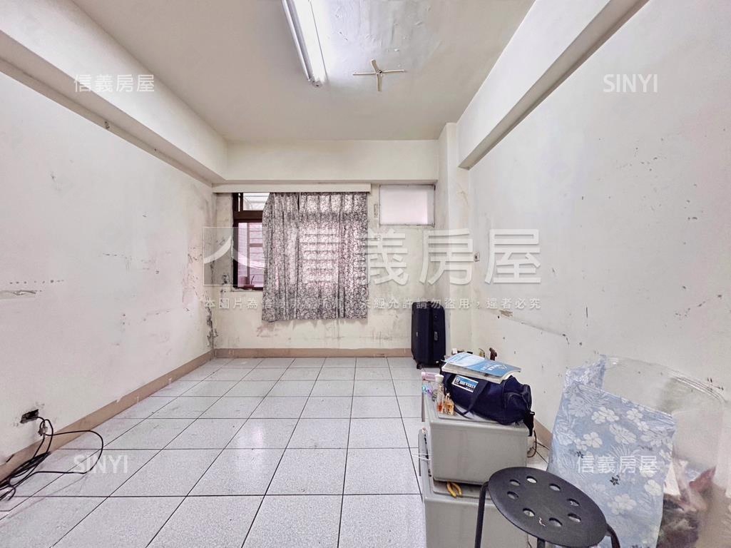 寶祥三房平面車位房屋室內格局與周邊環境