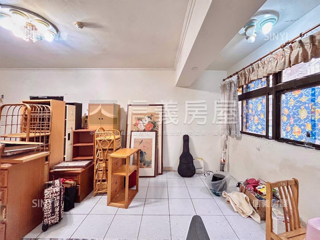 寶祥三房平面車位房屋室內格局與周邊環境