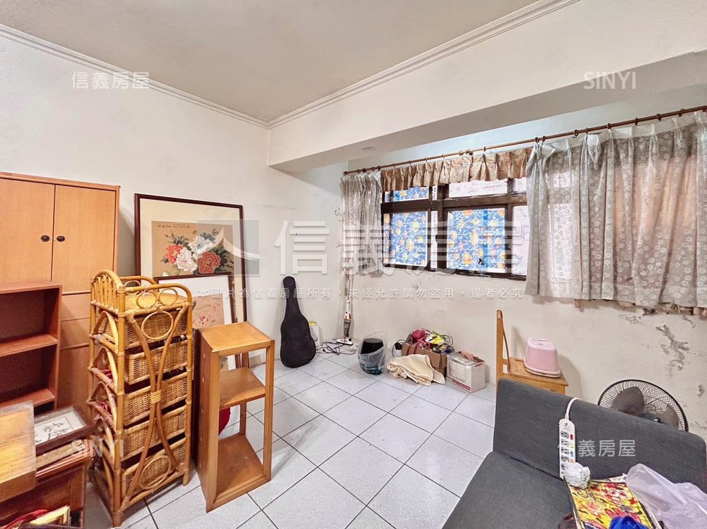 寶祥三房平面車位房屋室內格局與周邊環境