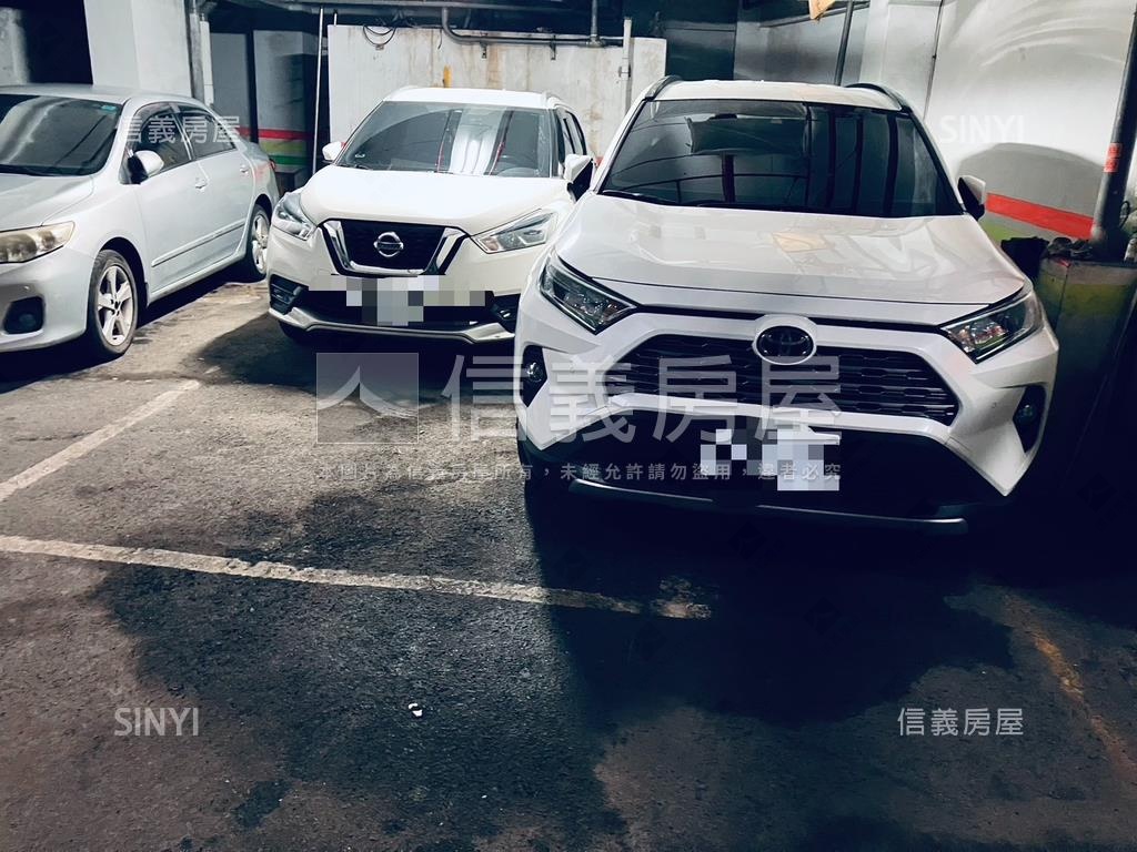 寶祥三房平面車位房屋室內格局與周邊環境