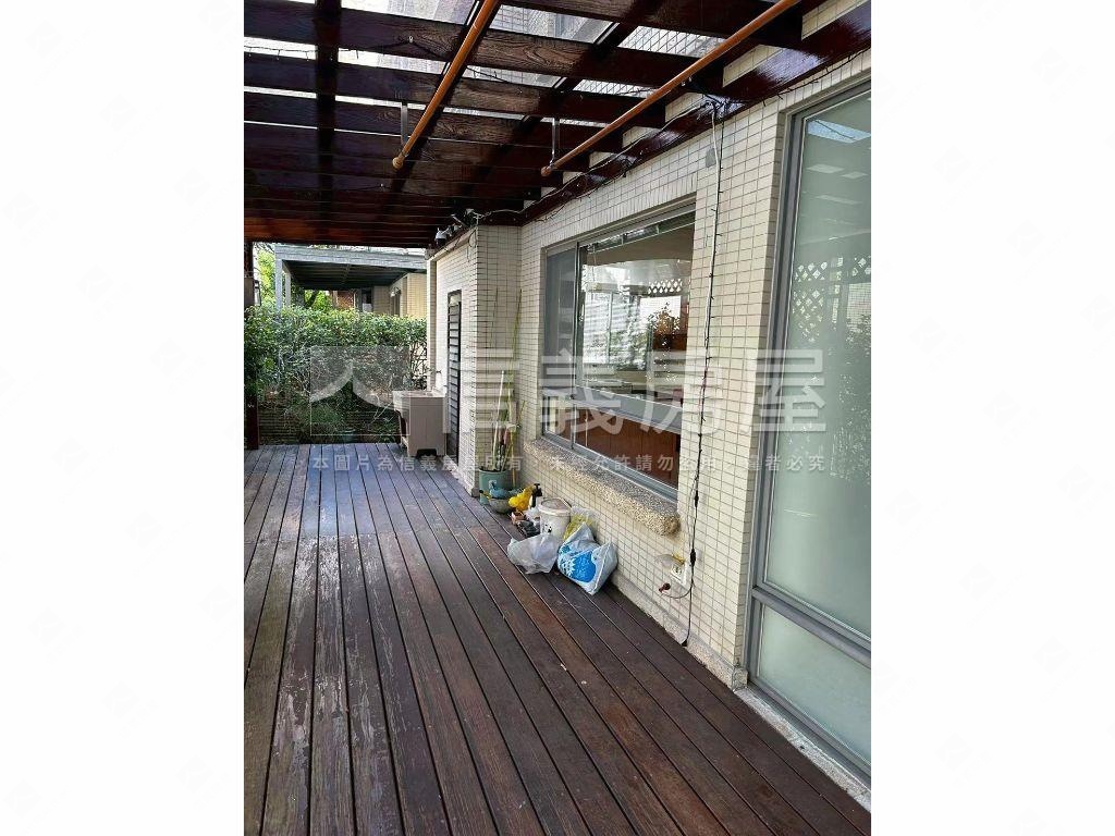 秀崗獨棟美別墅房屋室內格局與周邊環境