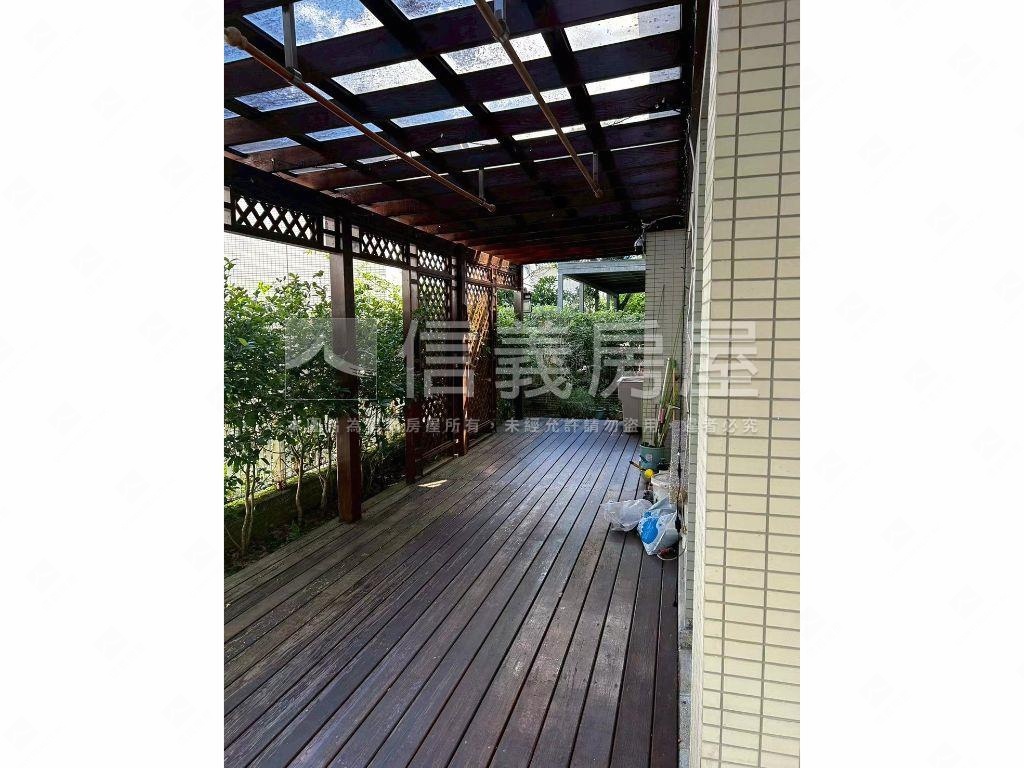 秀崗獨棟美別墅房屋室內格局與周邊環境