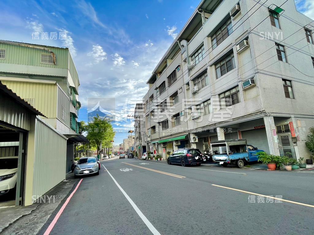 近高餐精美正路騎樓透店房屋室內格局與周邊環境