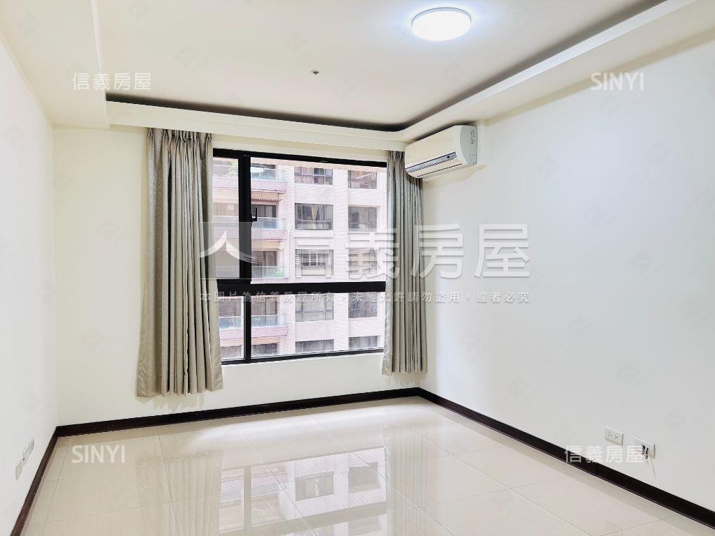 合雄首璽十樓精緻三房車位房屋室內格局與周邊環境