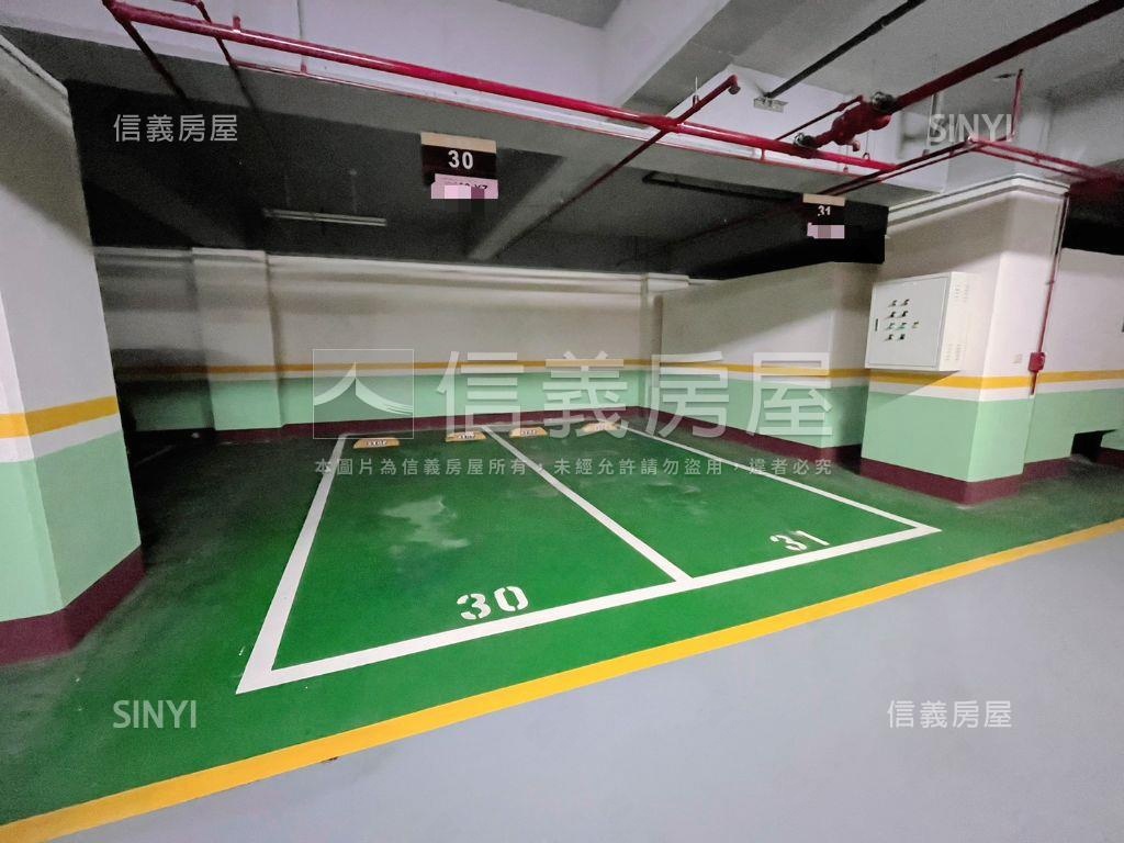 美力城邦三房車位房屋室內格局與周邊環境