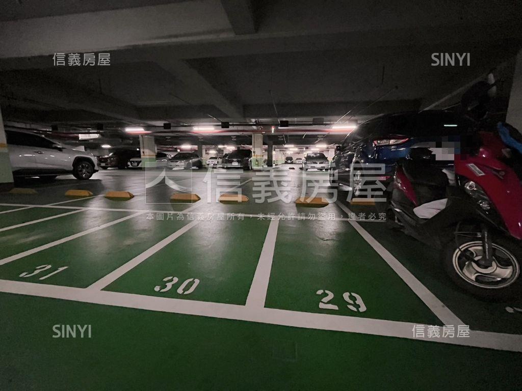 美力城邦三房車位房屋室內格局與周邊環境