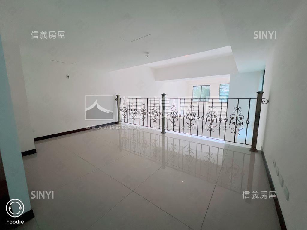 亞東商悅＊挑高六米店面房屋室內格局與周邊環境