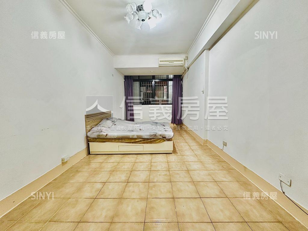 近捷運南勢角站一樓房屋室內格局與周邊環境