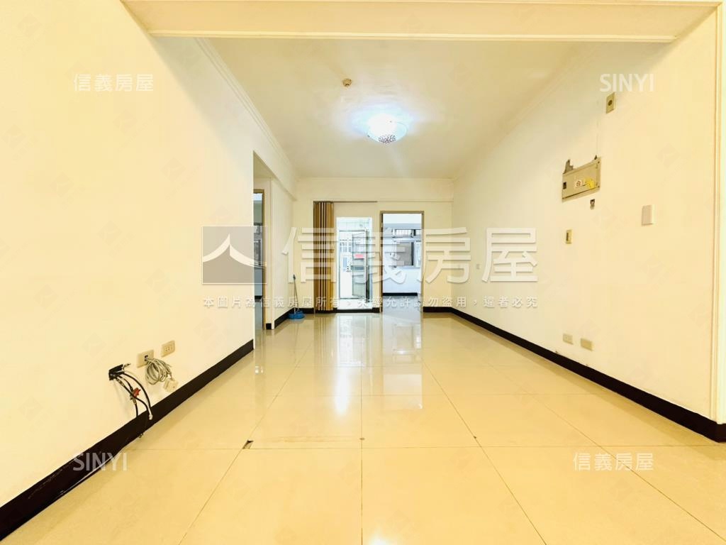 近大勇國小美裝潢三房房屋室內格局與周邊環境