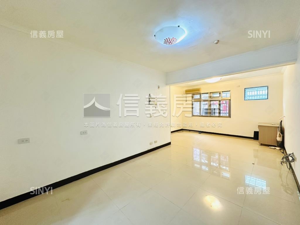 近大勇國小美裝潢三房房屋室內格局與周邊環境