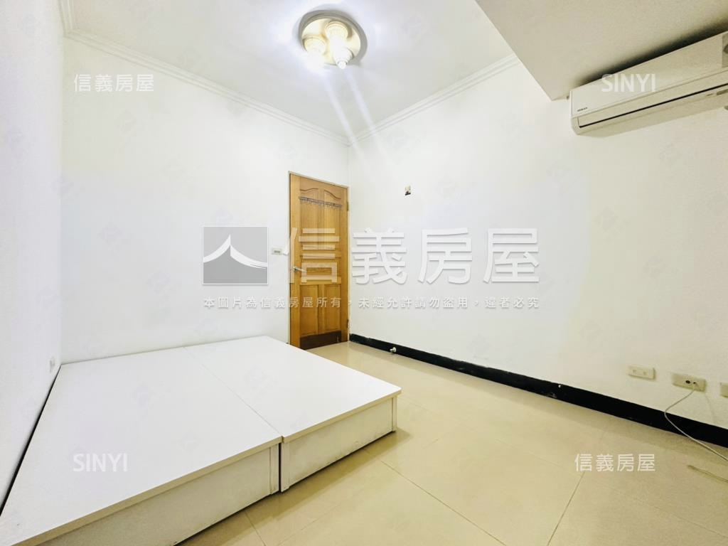 近大勇國小美裝潢三房房屋室內格局與周邊環境